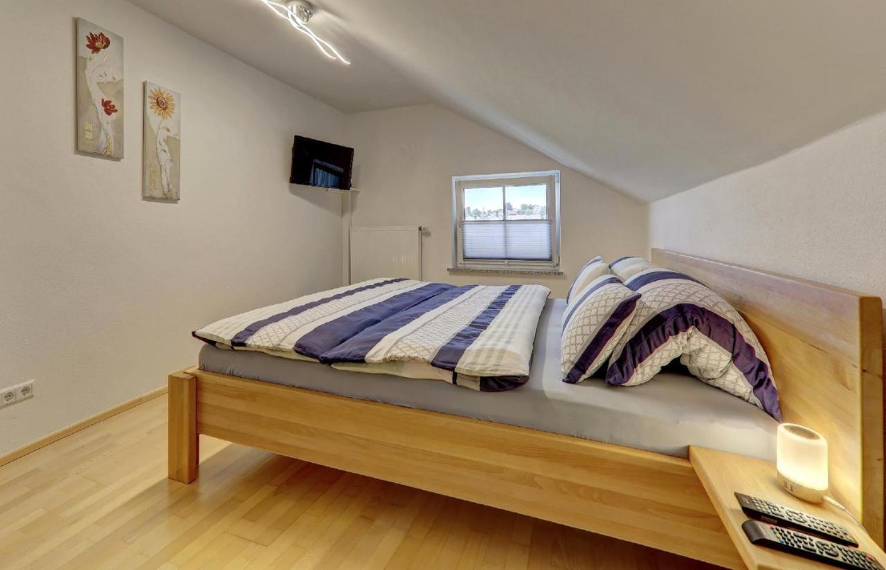 האוצנברג Ferienwohnung Staffelberg מראה חיצוני תמונה